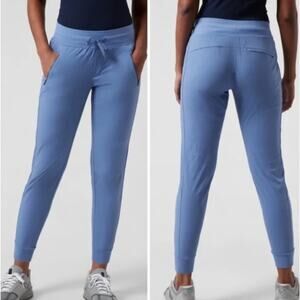 Athleta 14T Tall Trekkie North Jogger Cottage Blue Ripstop Hiking UPF 50+ Active